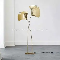 Lampu Standing Kuningan Unik